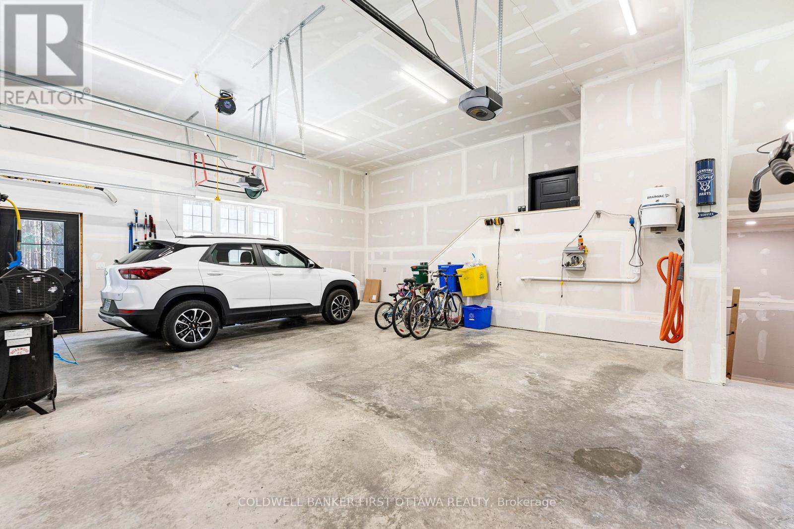 793 POWERS ROAD - 40