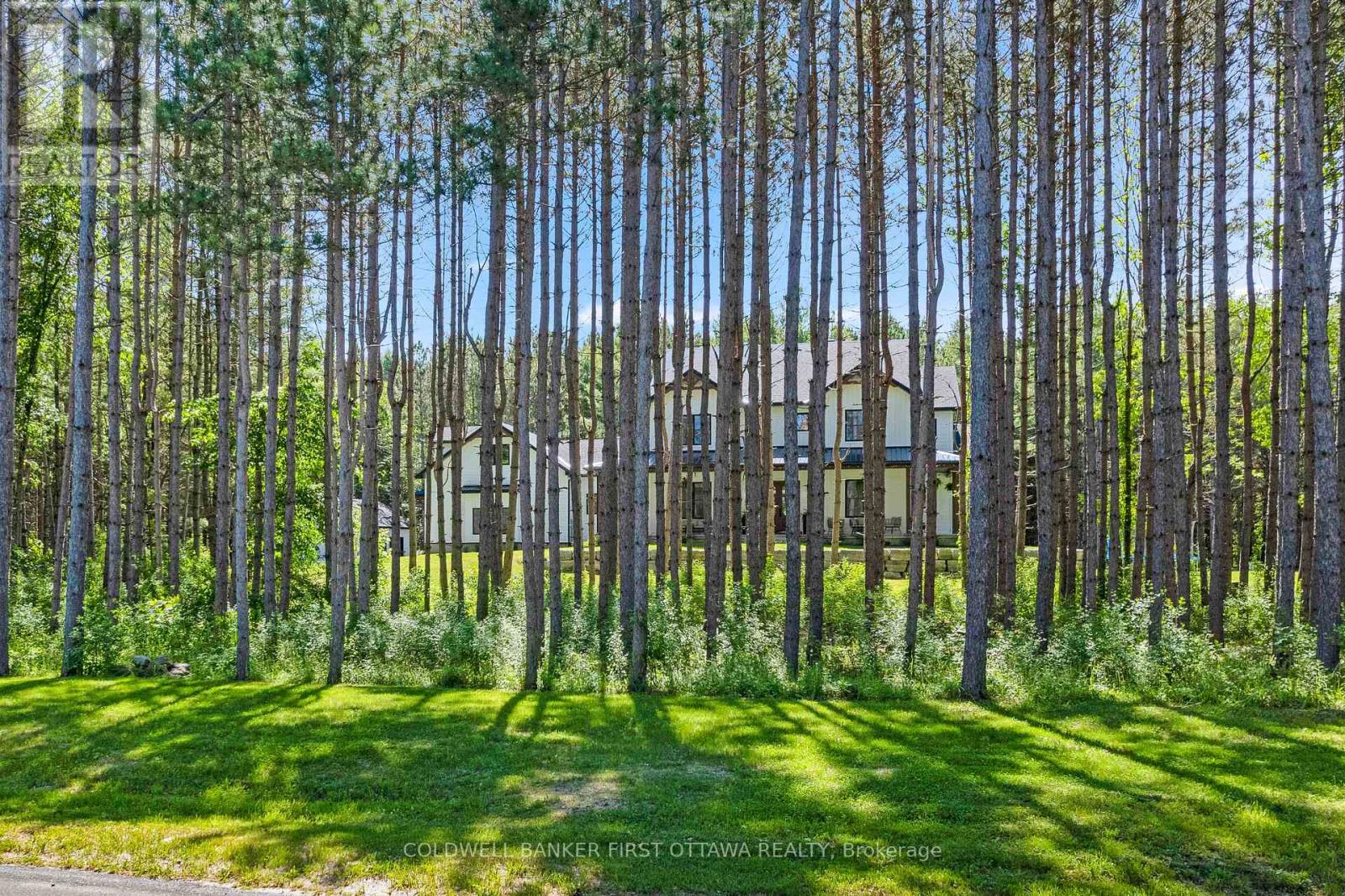 793 POWERS ROAD - 44