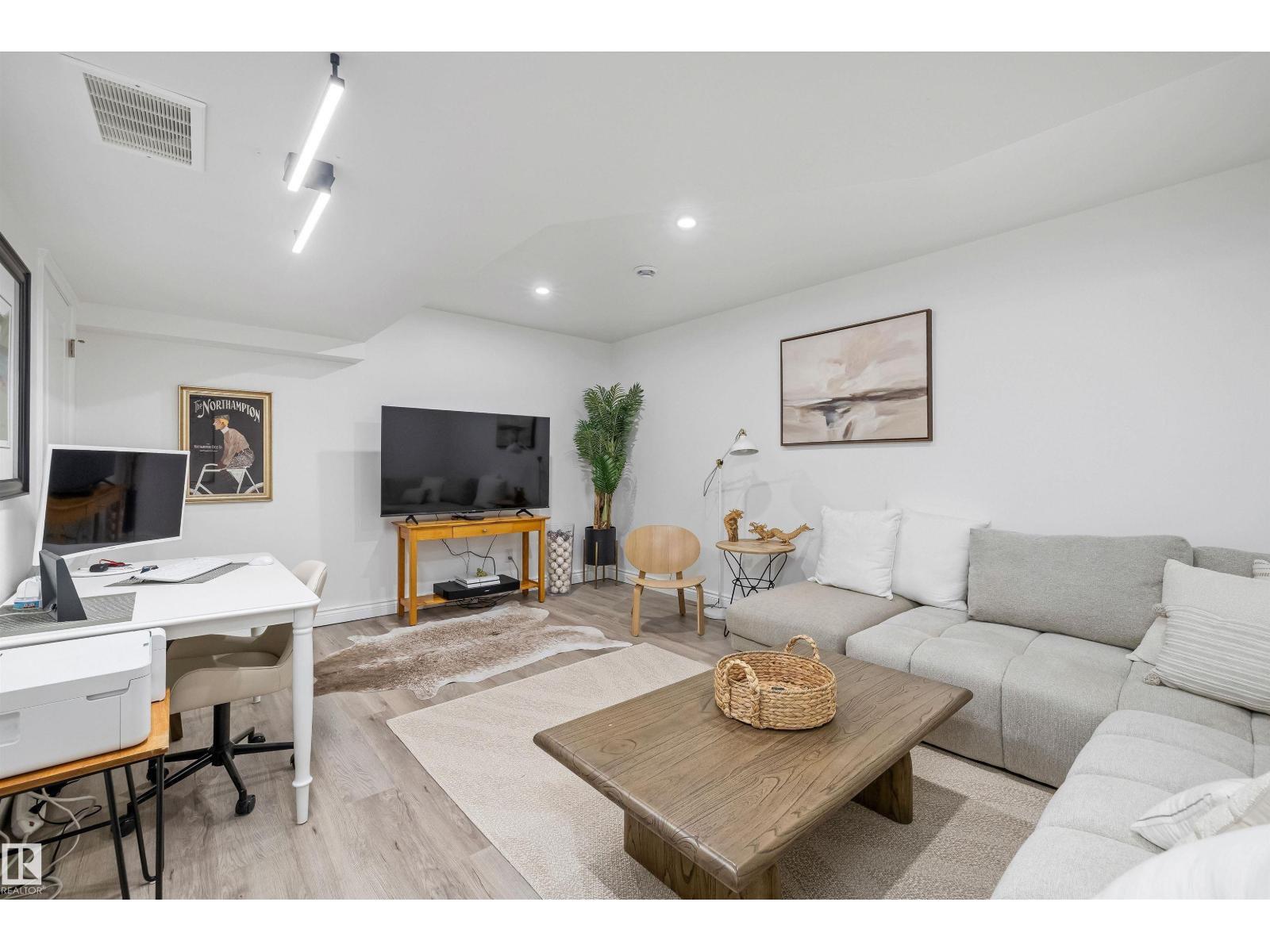 6437 177A AV NW - 37