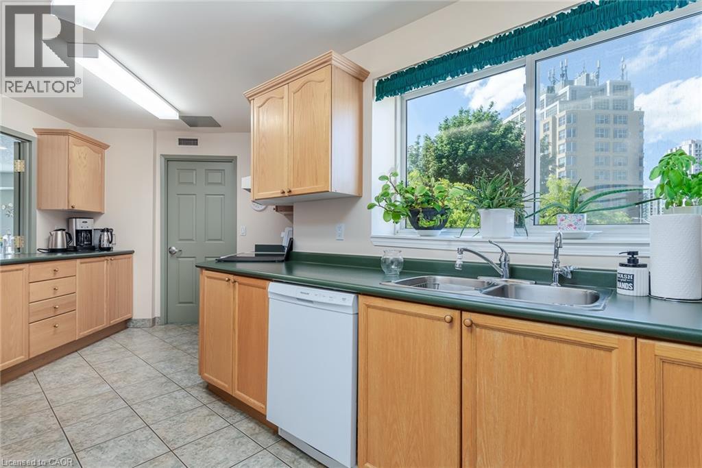 #508 20 ST GEORGE Street - 29