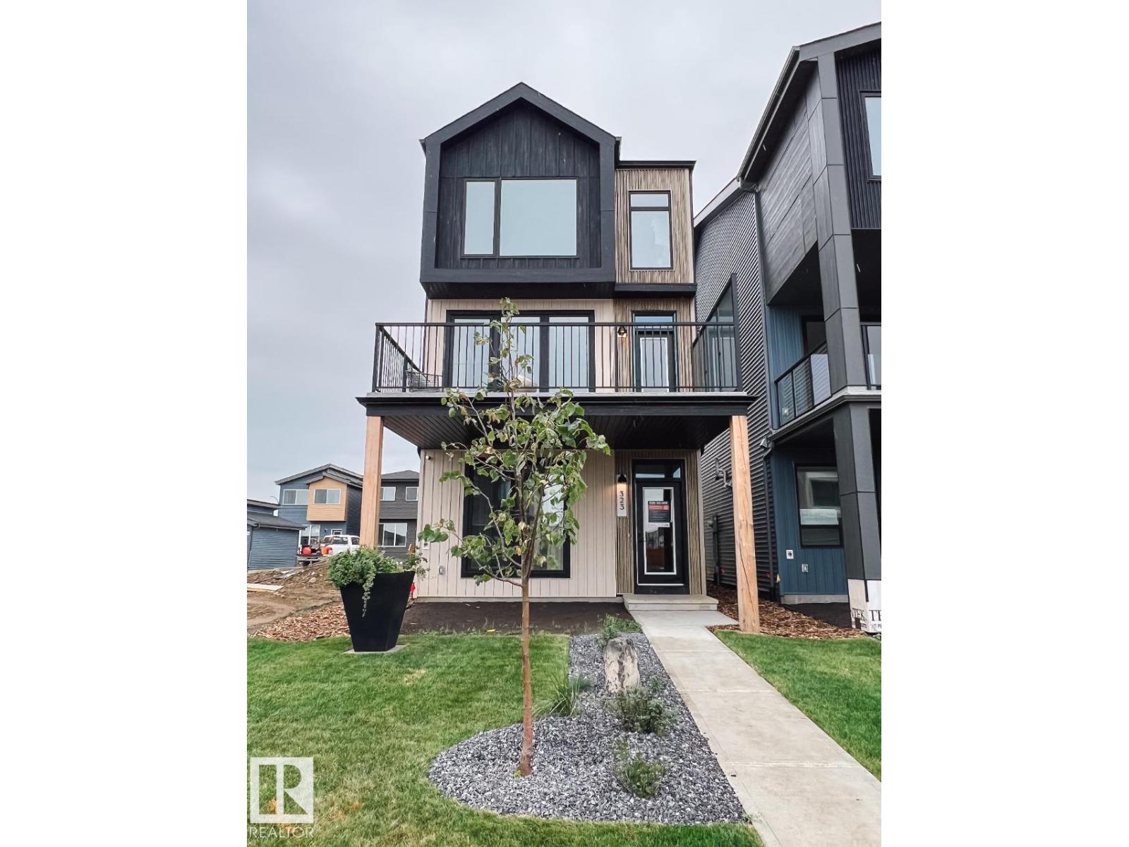 88 Devonshire DR - 1
