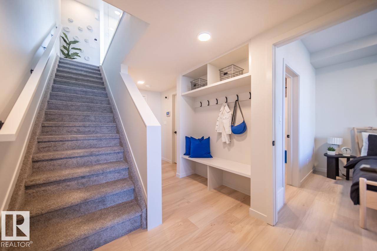 88 Devonshire DR - 3