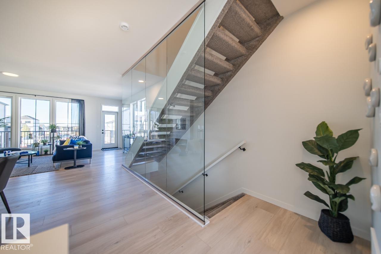 88 Devonshire DR - 6