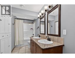 129 Birch Avenue, Kaleden, BC V0H1K0 Photo 20