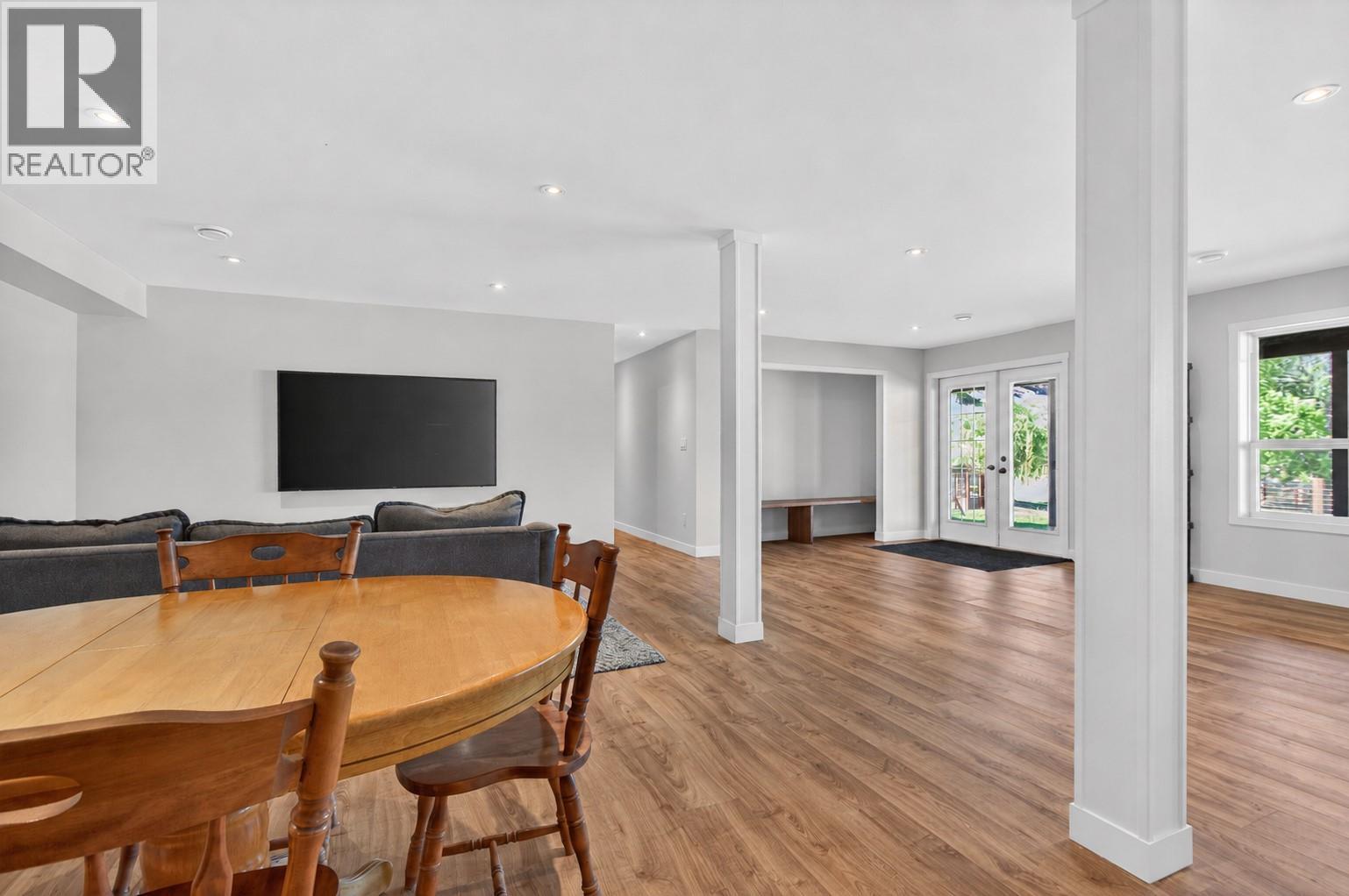 129 Birch Avenue - 17