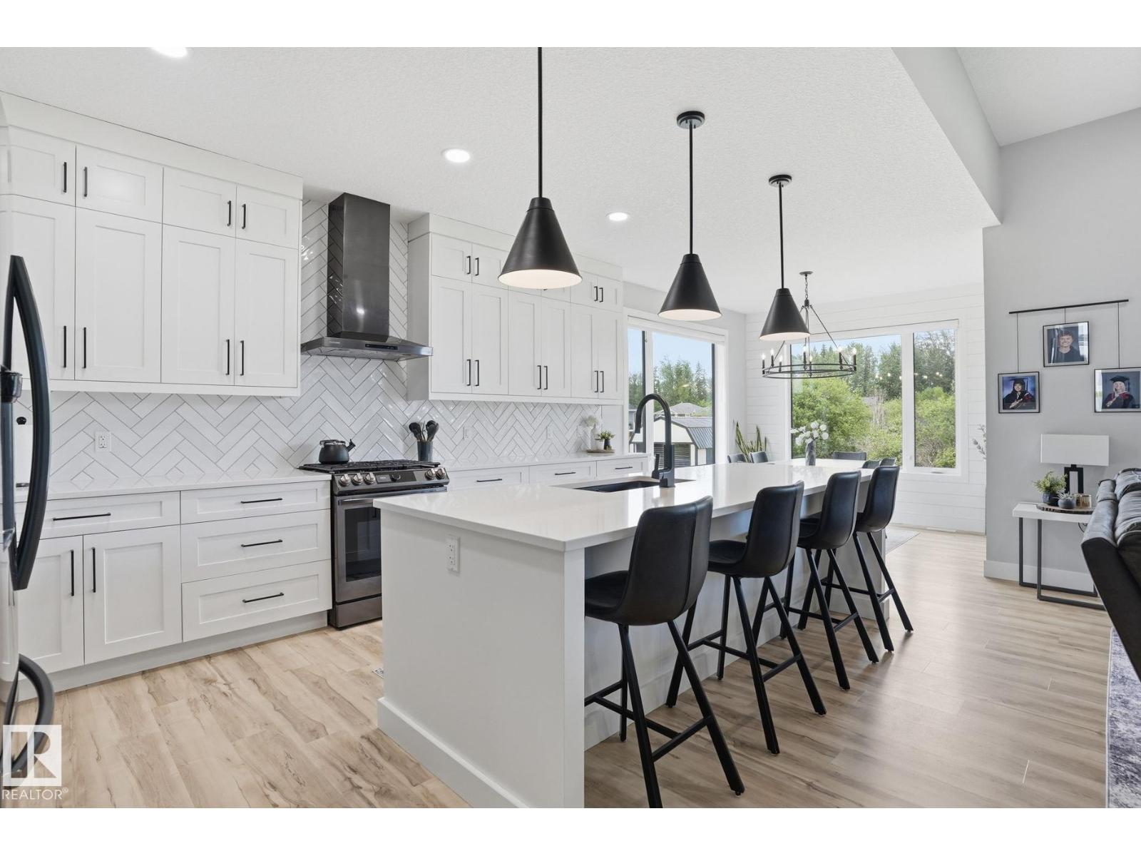 2033 Spring Lake DR — photo 11