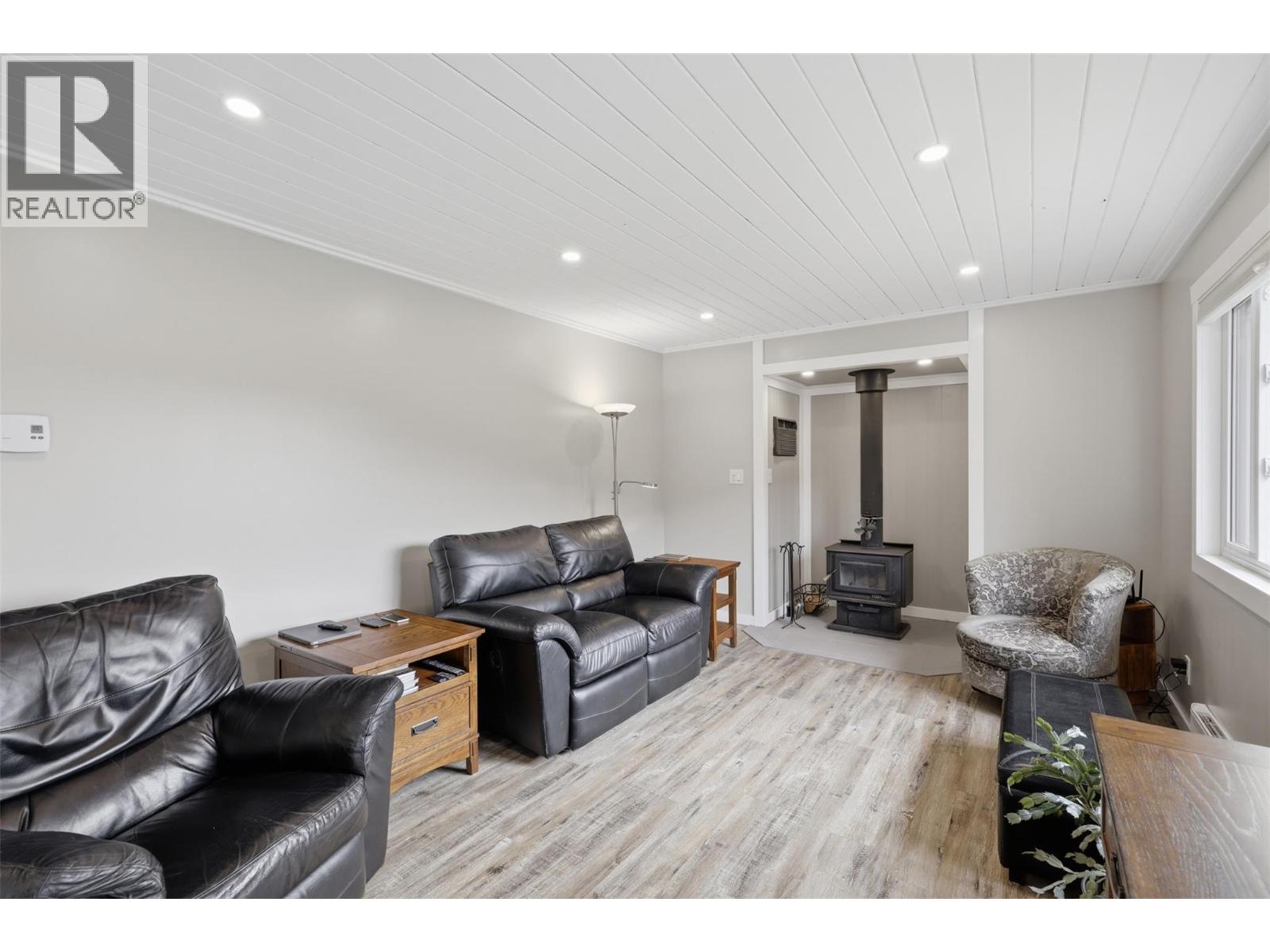 3020 McCreight Road - 12