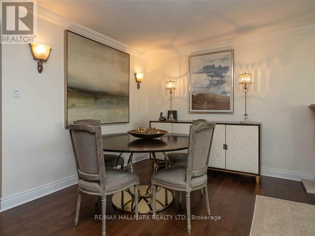 #404 251 QUEENS QUAY W - 12