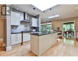 41 Hurlingham Crescent, Toronto, ON M3B2P9 Photo 15