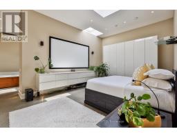 41 Hurlingham Crescent, Toronto, ON M3B2P9 Photo 19