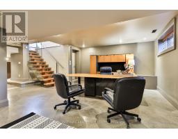41 Hurlingham Crescent, Toronto, ON M3B2P9 Photo 35