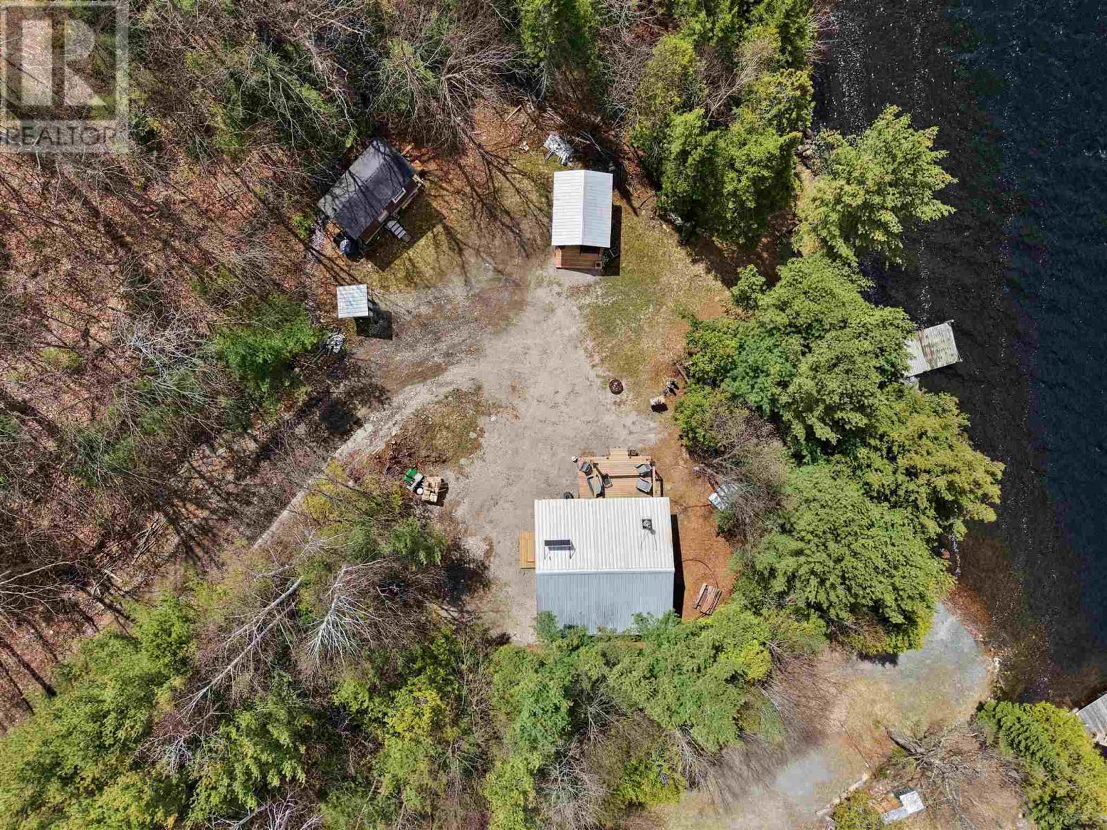 435 Axe Lake RD - 34