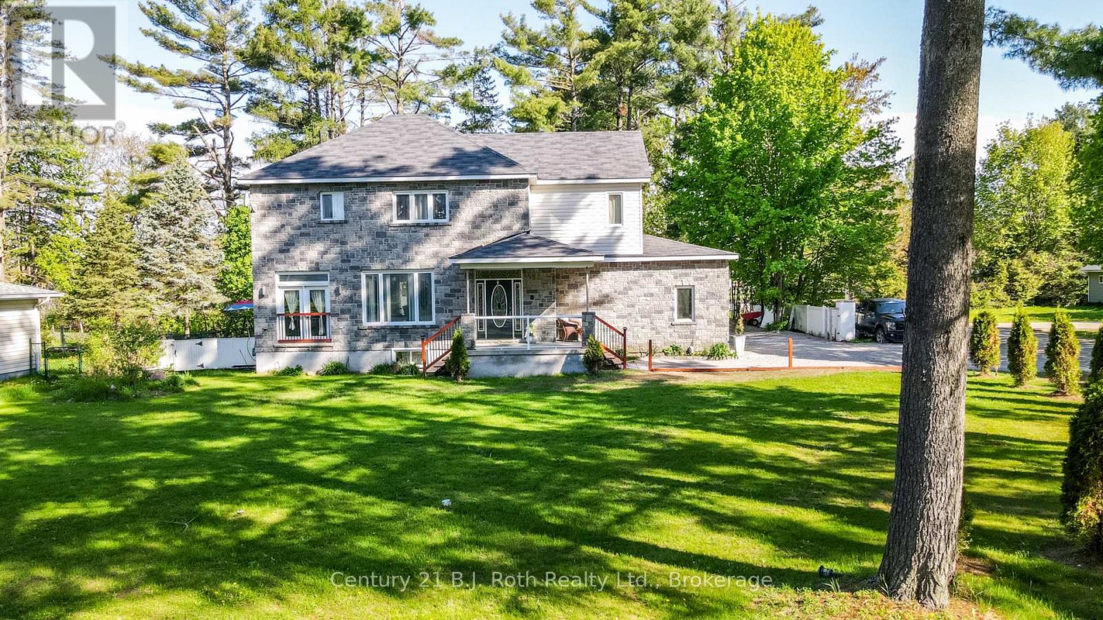 3276 TURNBULL DRIVE - 25