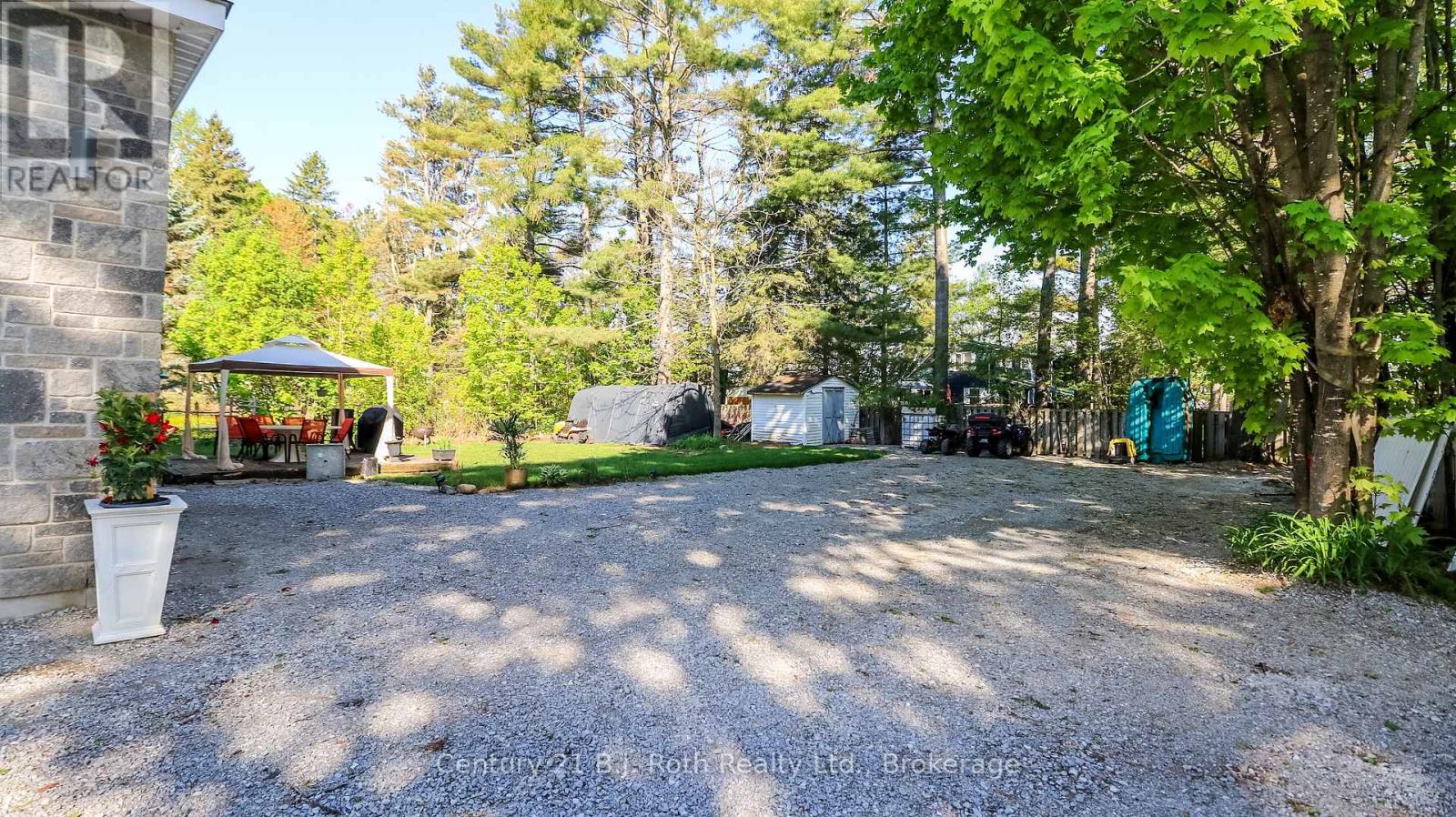 3276 TURNBULL DRIVE - 22