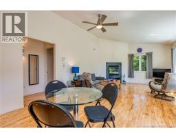 Living room - 166 Route 960, Cape Tormentine, NB E4M2C6 Photo 9