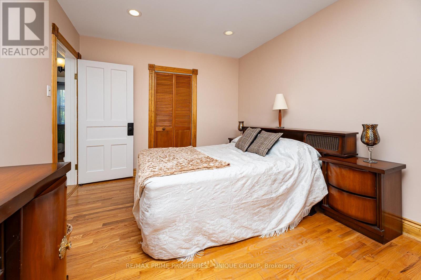 3 SPARKHALL AVENUE - 14