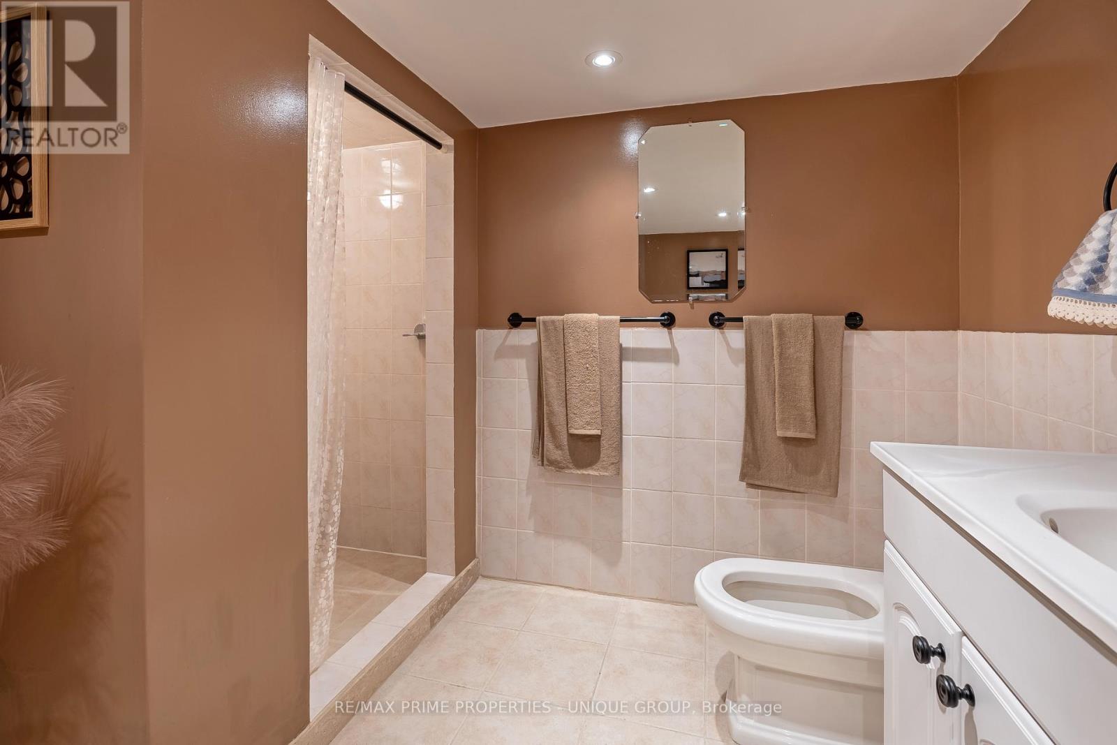 3 SPARKHALL AVENUE - 30