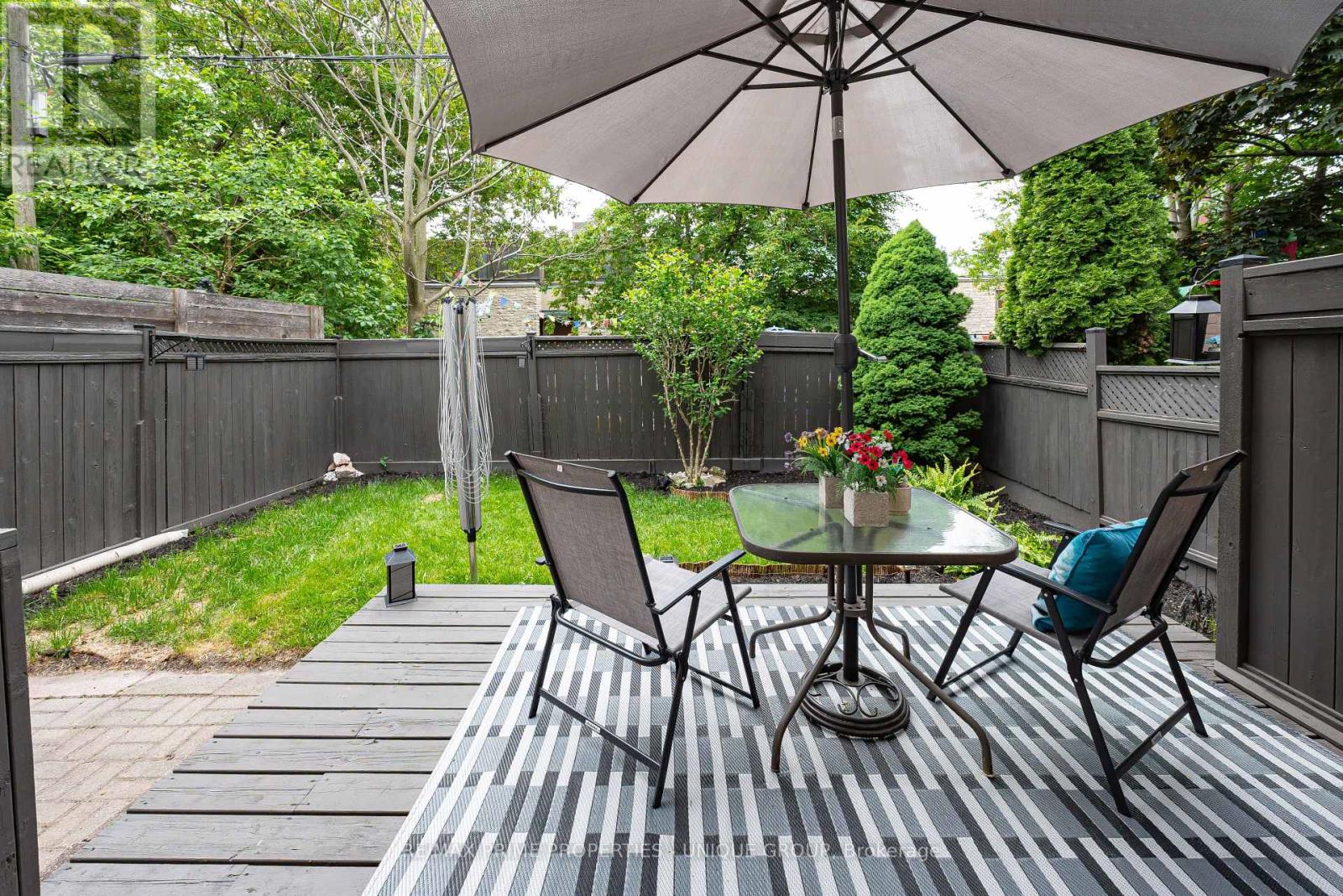 3 SPARKHALL AVENUE - 31