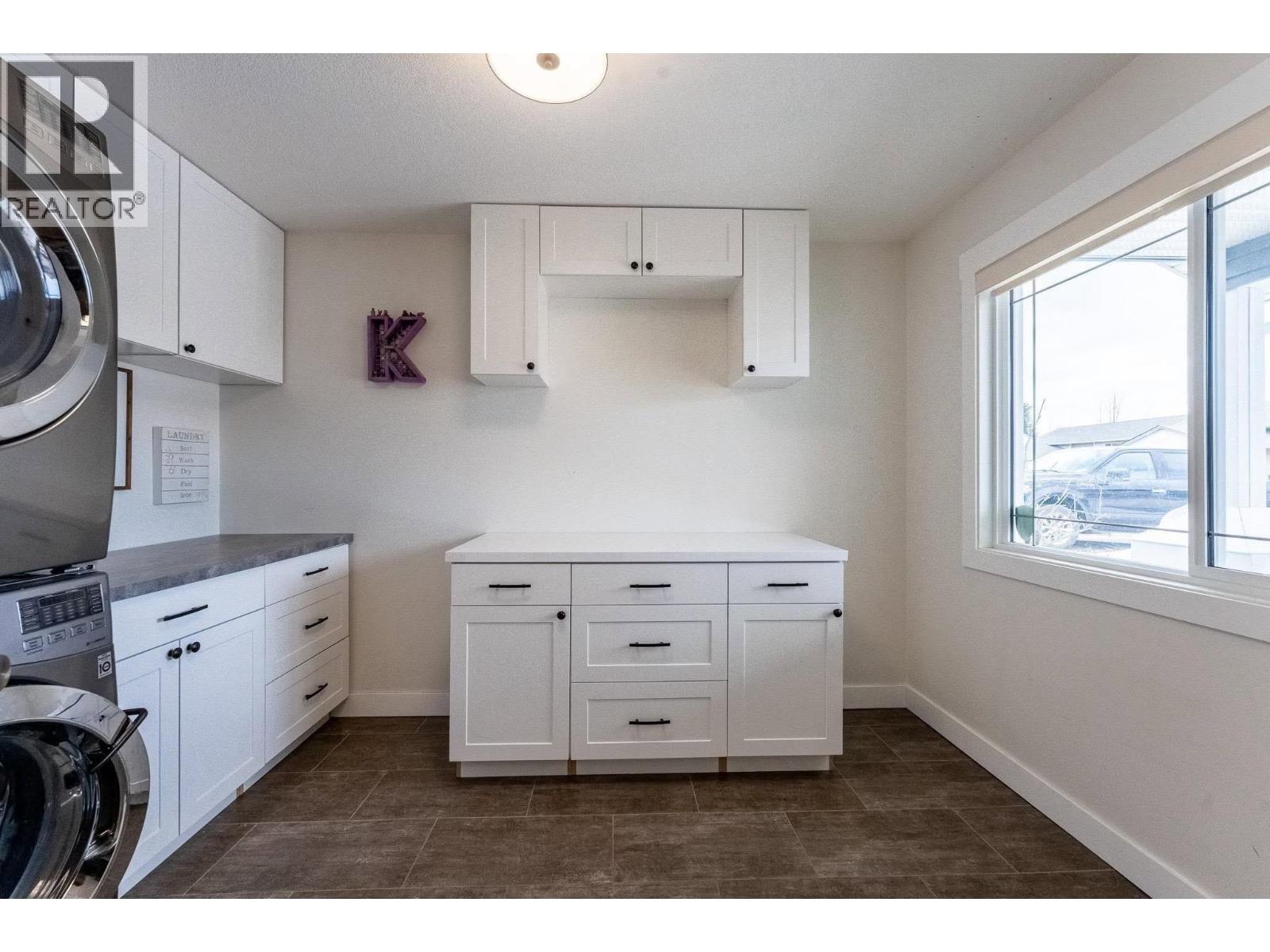 5283 WOODSTOCK COURT, Prince George