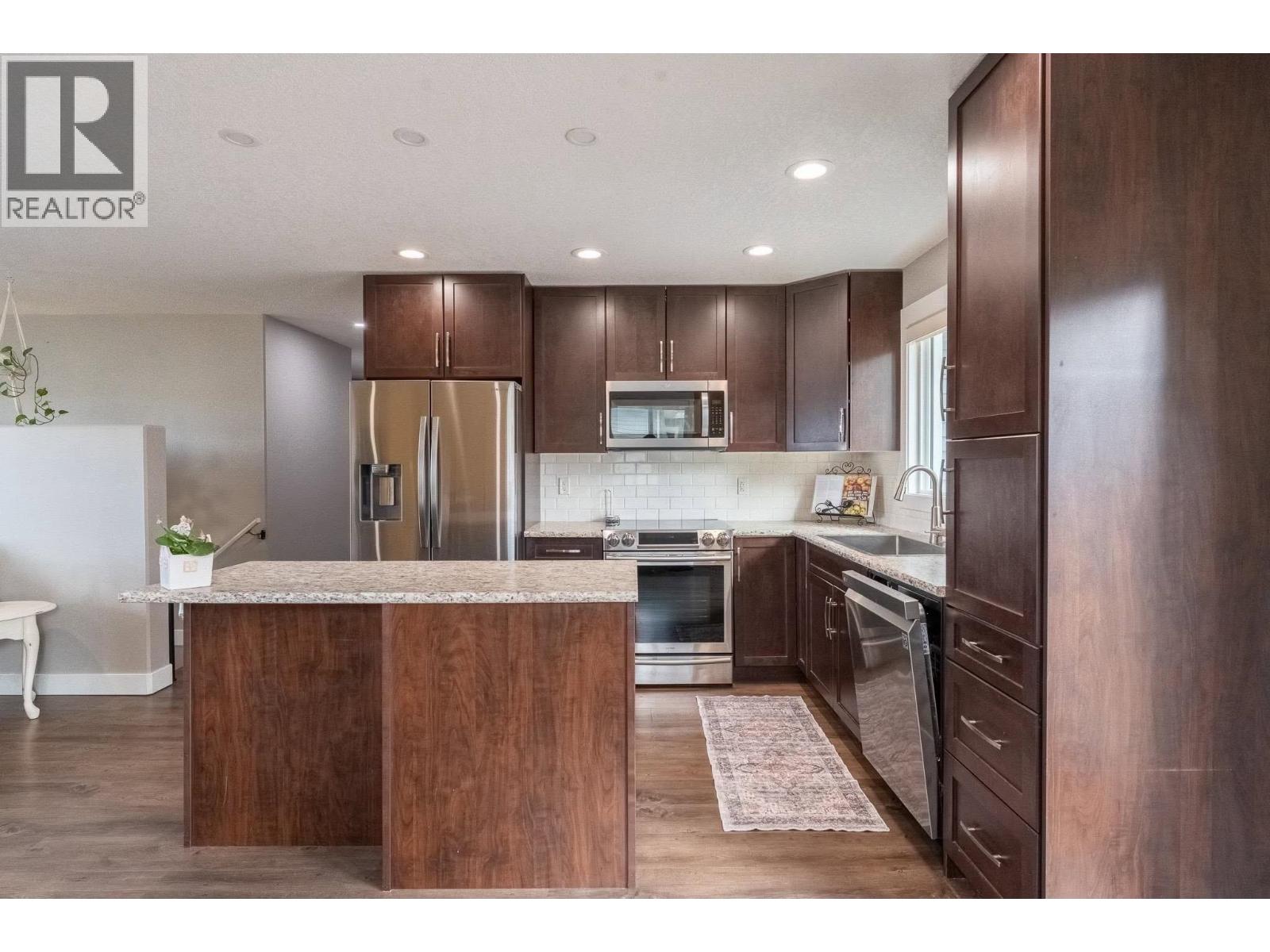 5283 WOODSTOCK COURT, Prince George