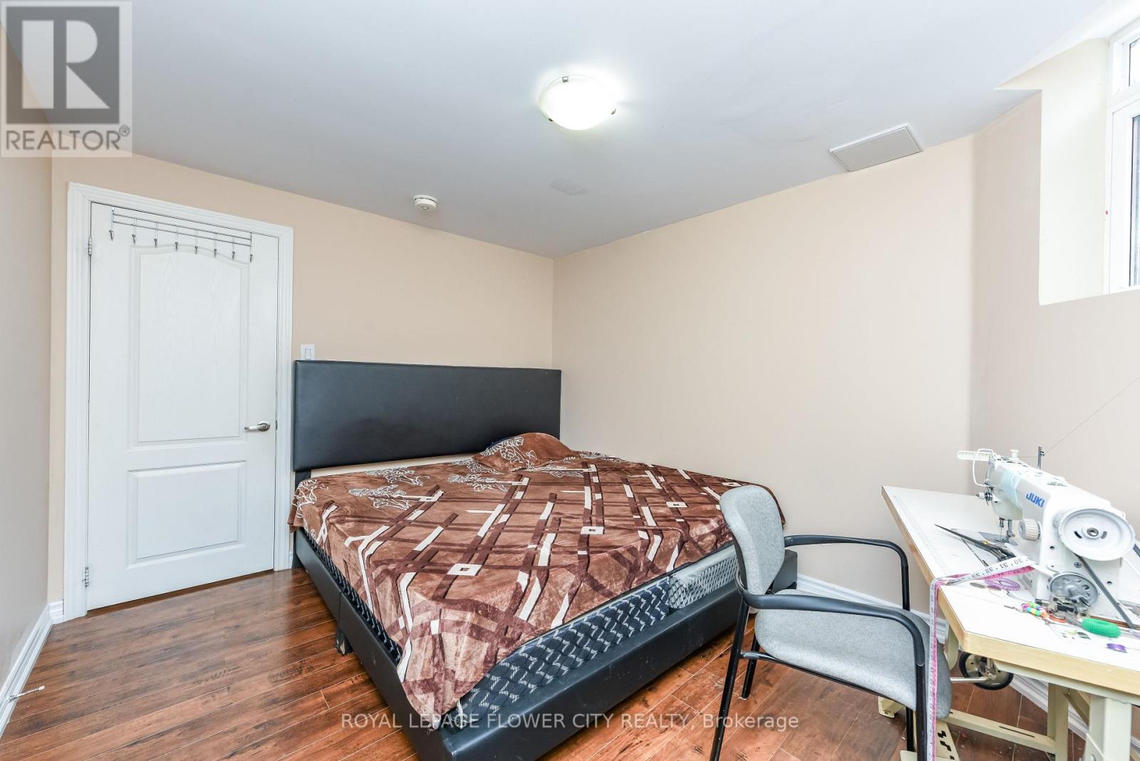 46 PERTOSA DRIVE - 37