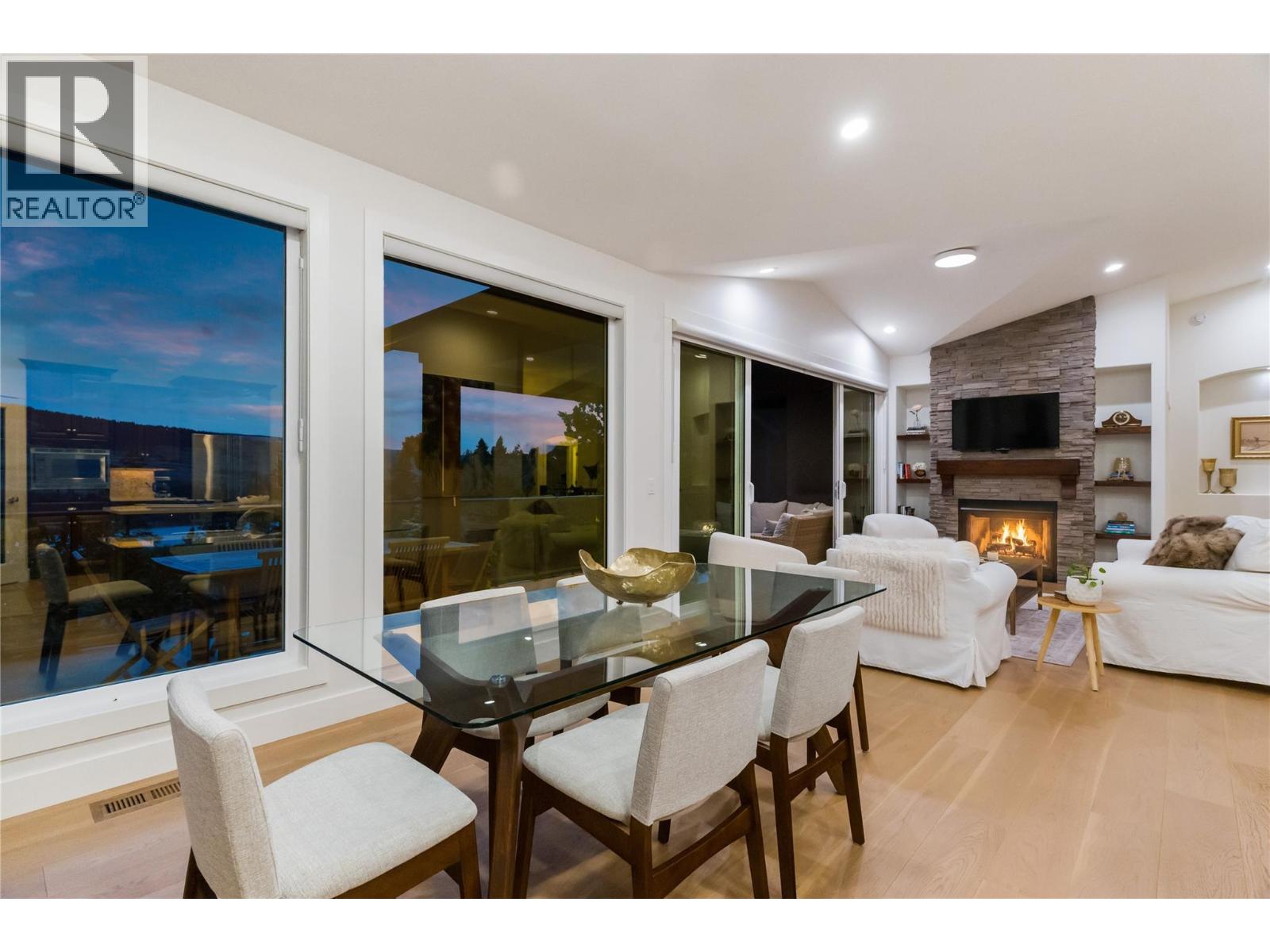  12977 East Ridge Drive, Lake Country