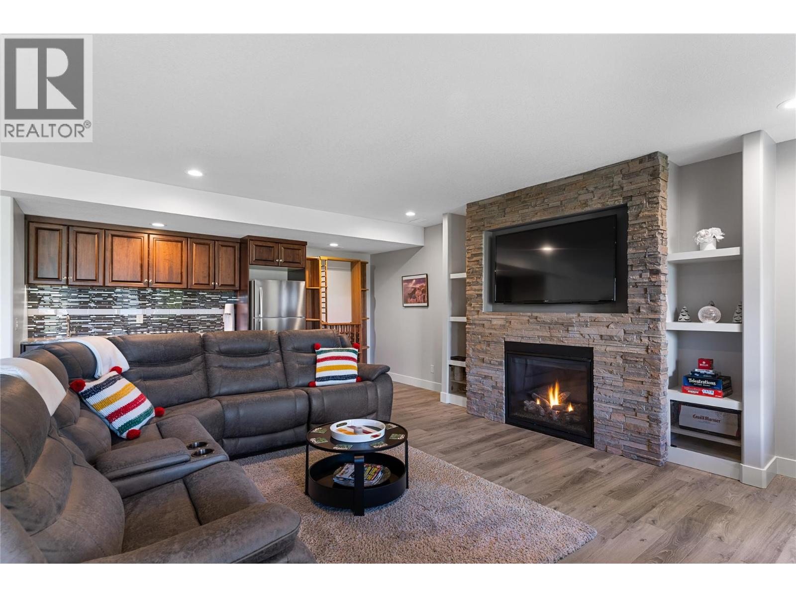  12977 East Ridge Drive, Lake Country