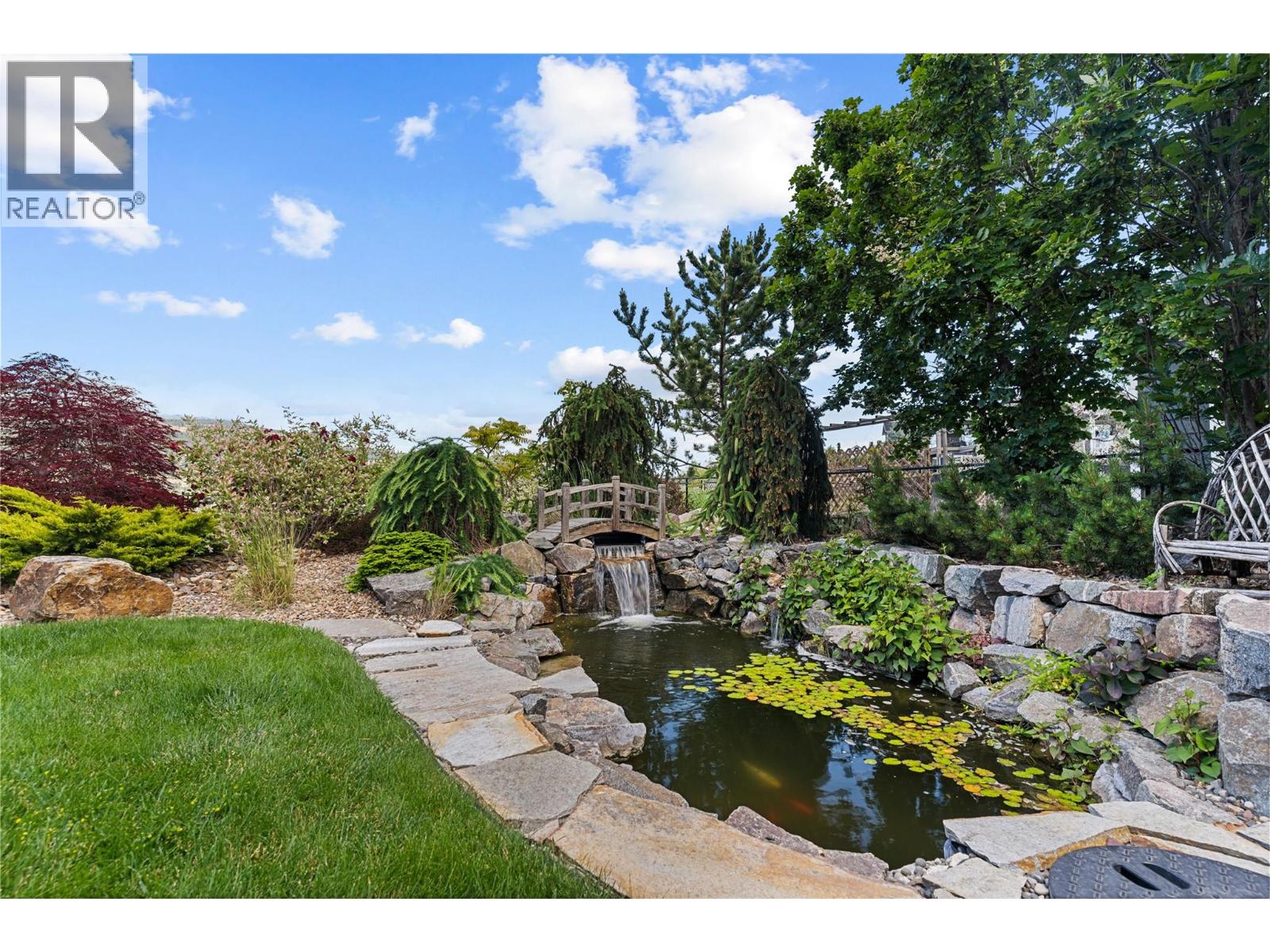  12977 East Ridge Drive, Lake Country