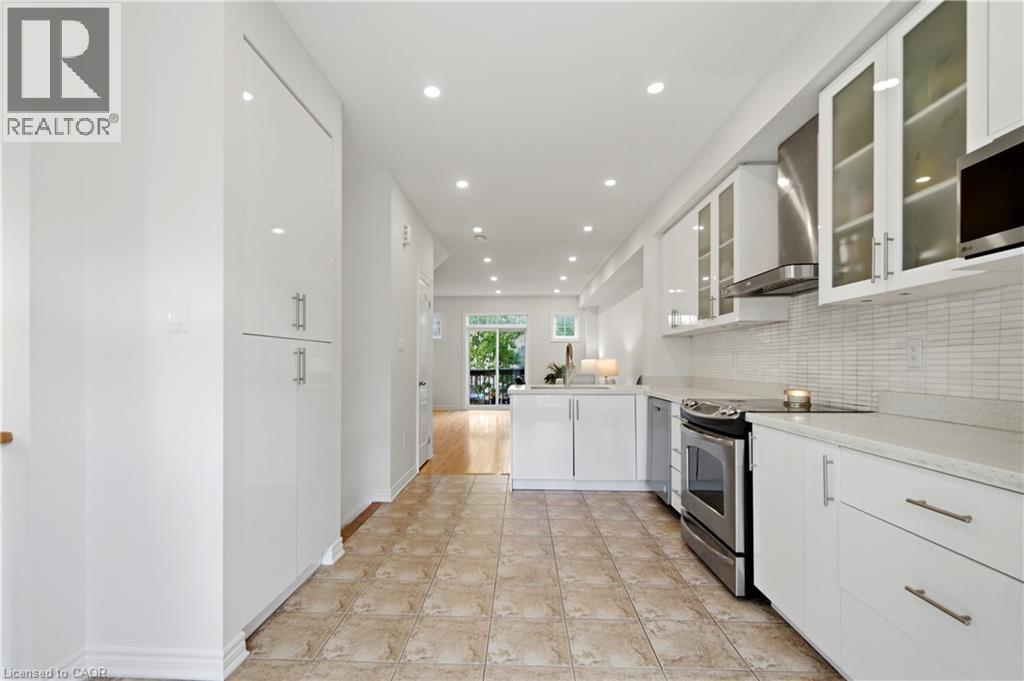 7211 TRIUMPH Lane - 16