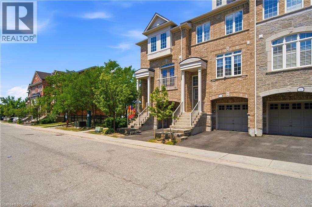 7211 TRIUMPH Lane - 2