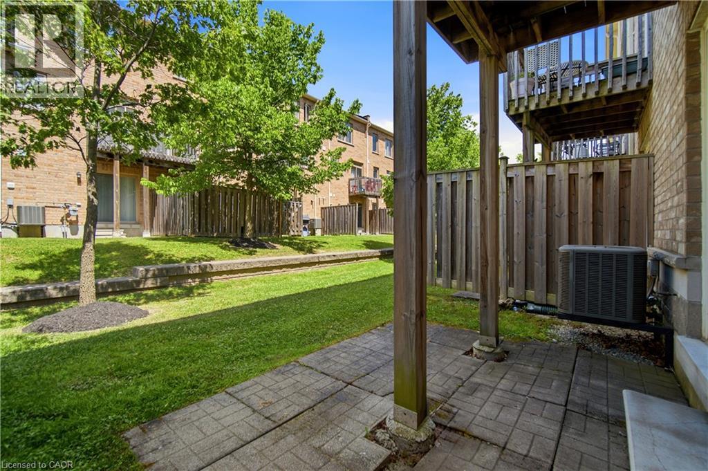 7211 TRIUMPH Lane - 37