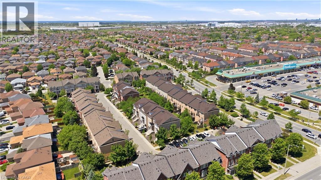 7211 TRIUMPH Lane - 45