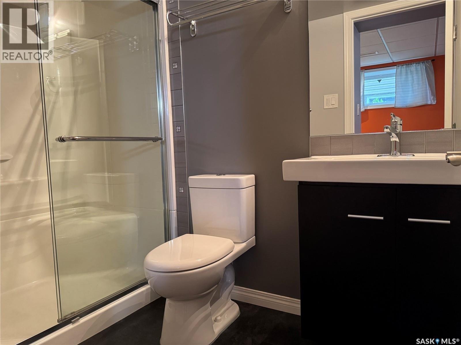 122 Keedwell STREET — photo 32