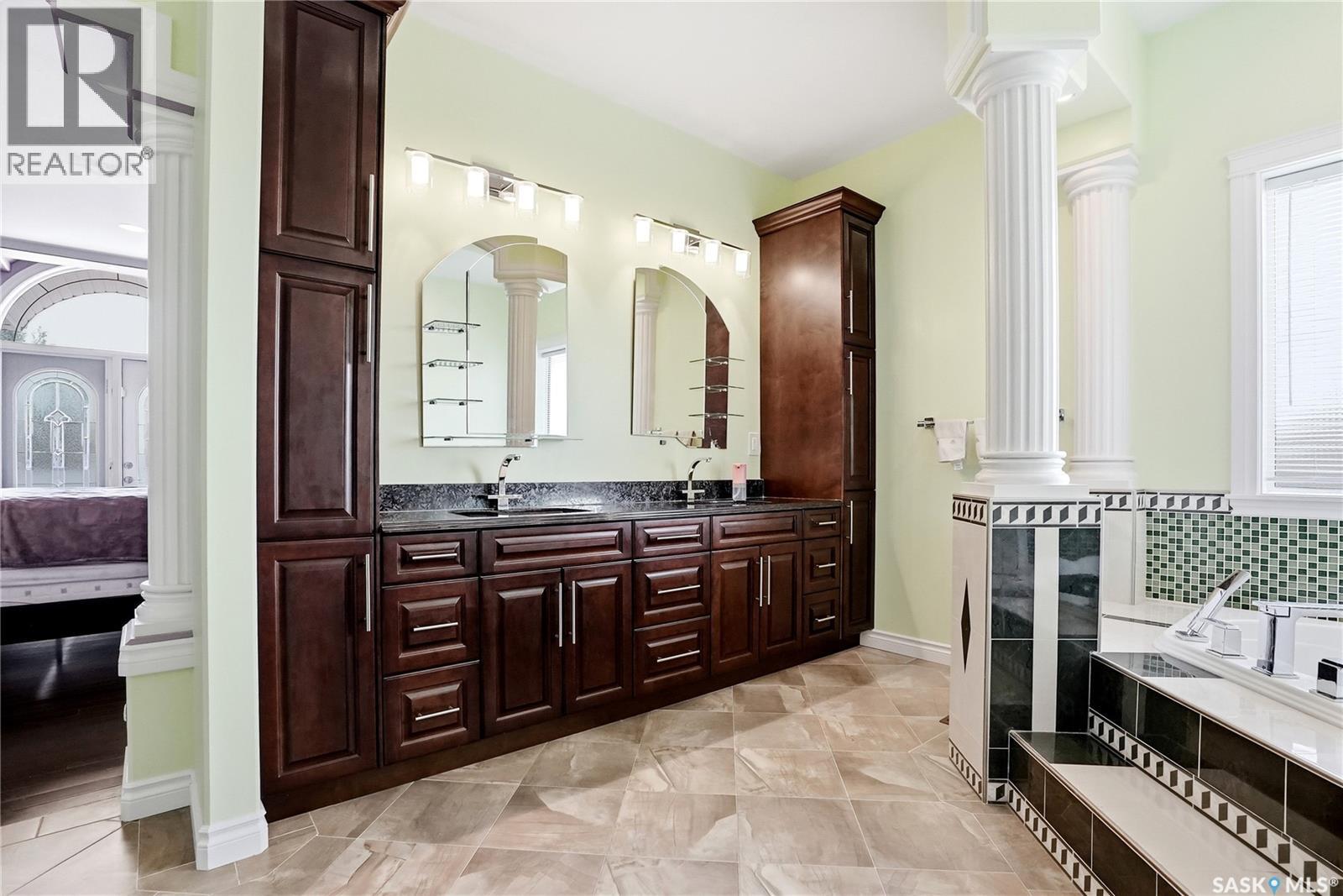 1607 Stensrud ROAD - 38