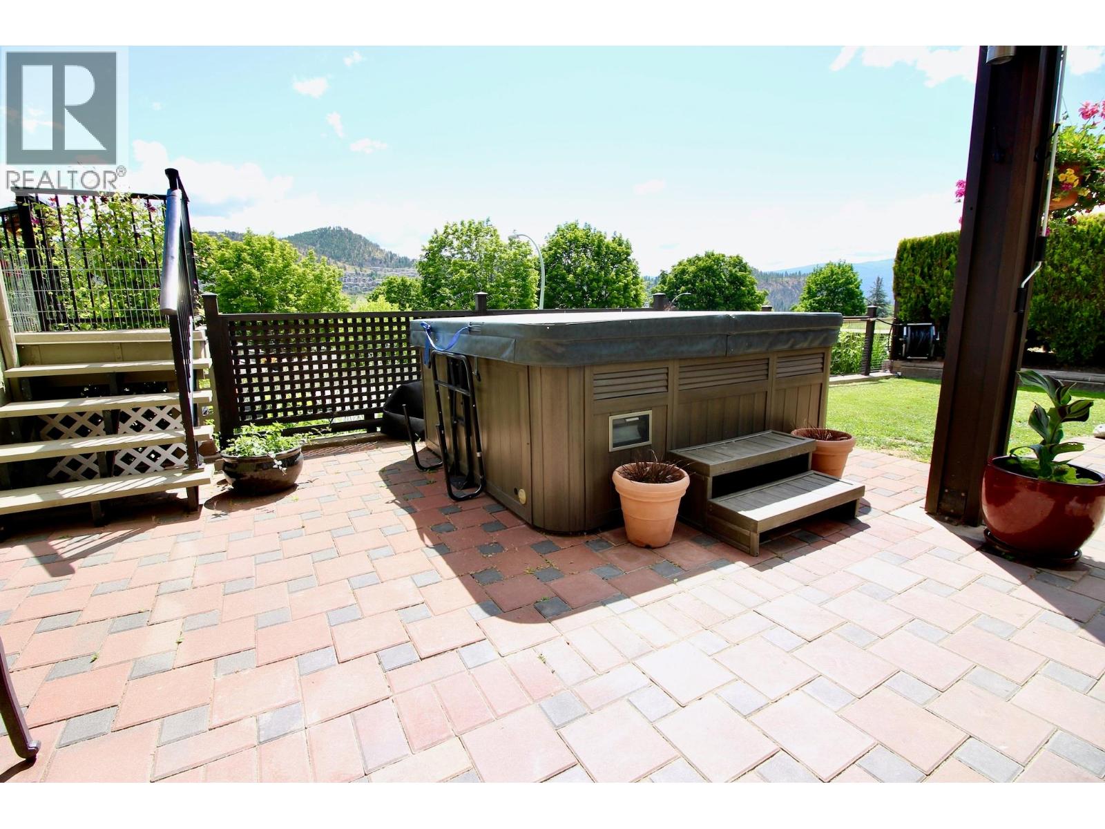  594 Glenmeadows Road, Kelowna