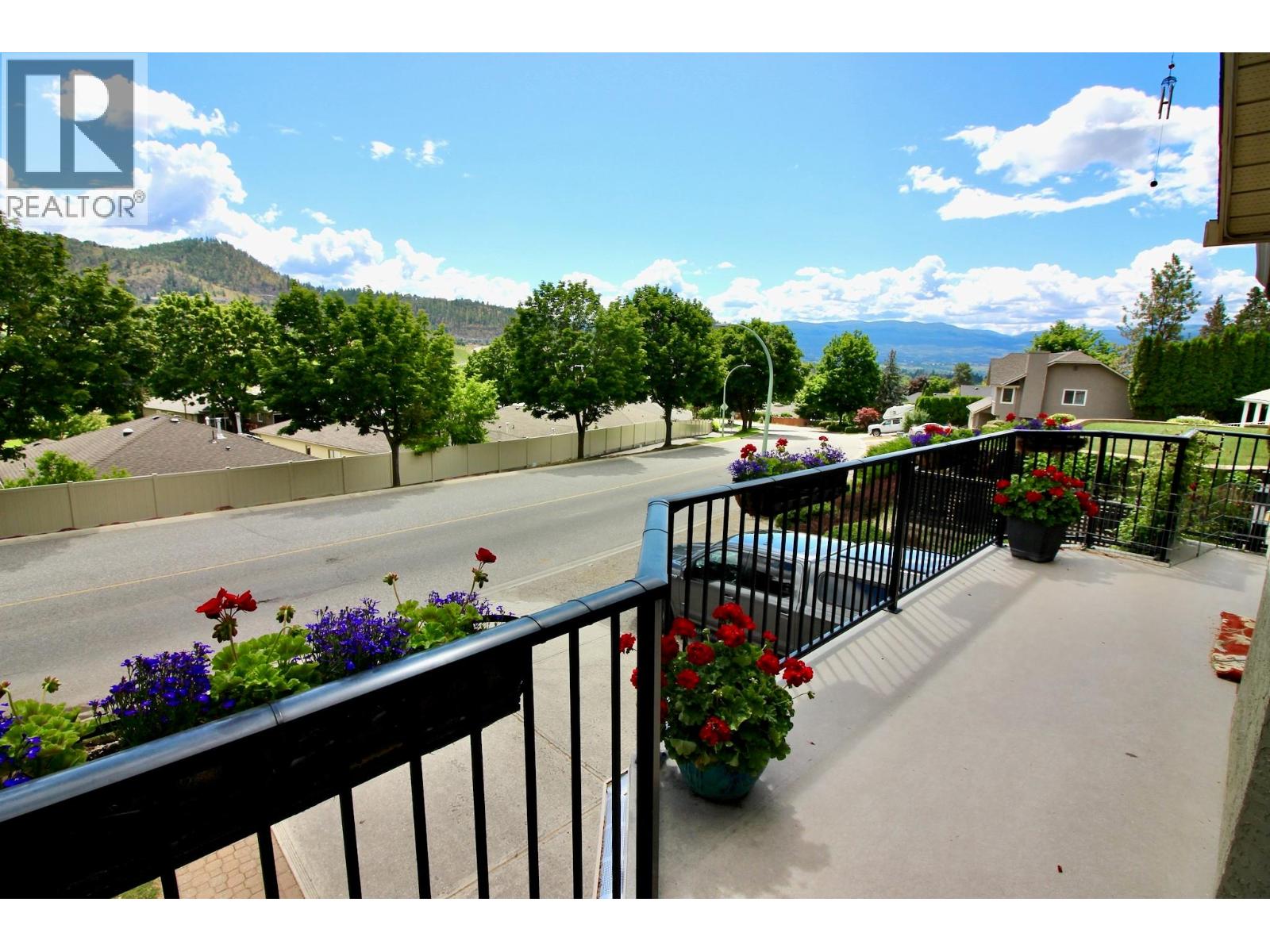  594 Glenmeadows Road, Kelowna