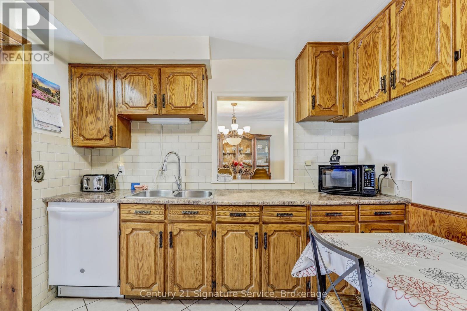 8026 MAYFIELD ROAD - 10
