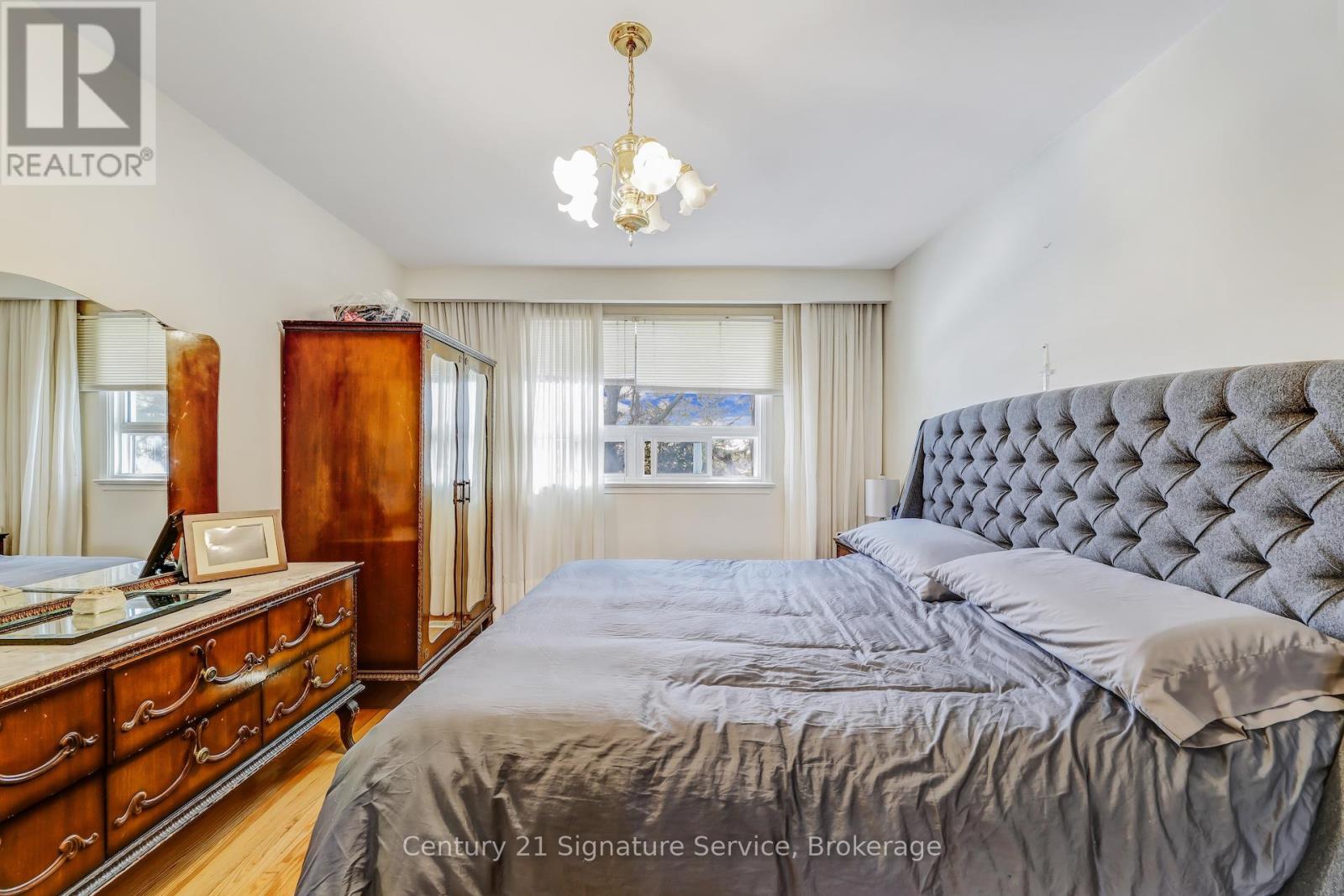 8026 MAYFIELD ROAD - 17