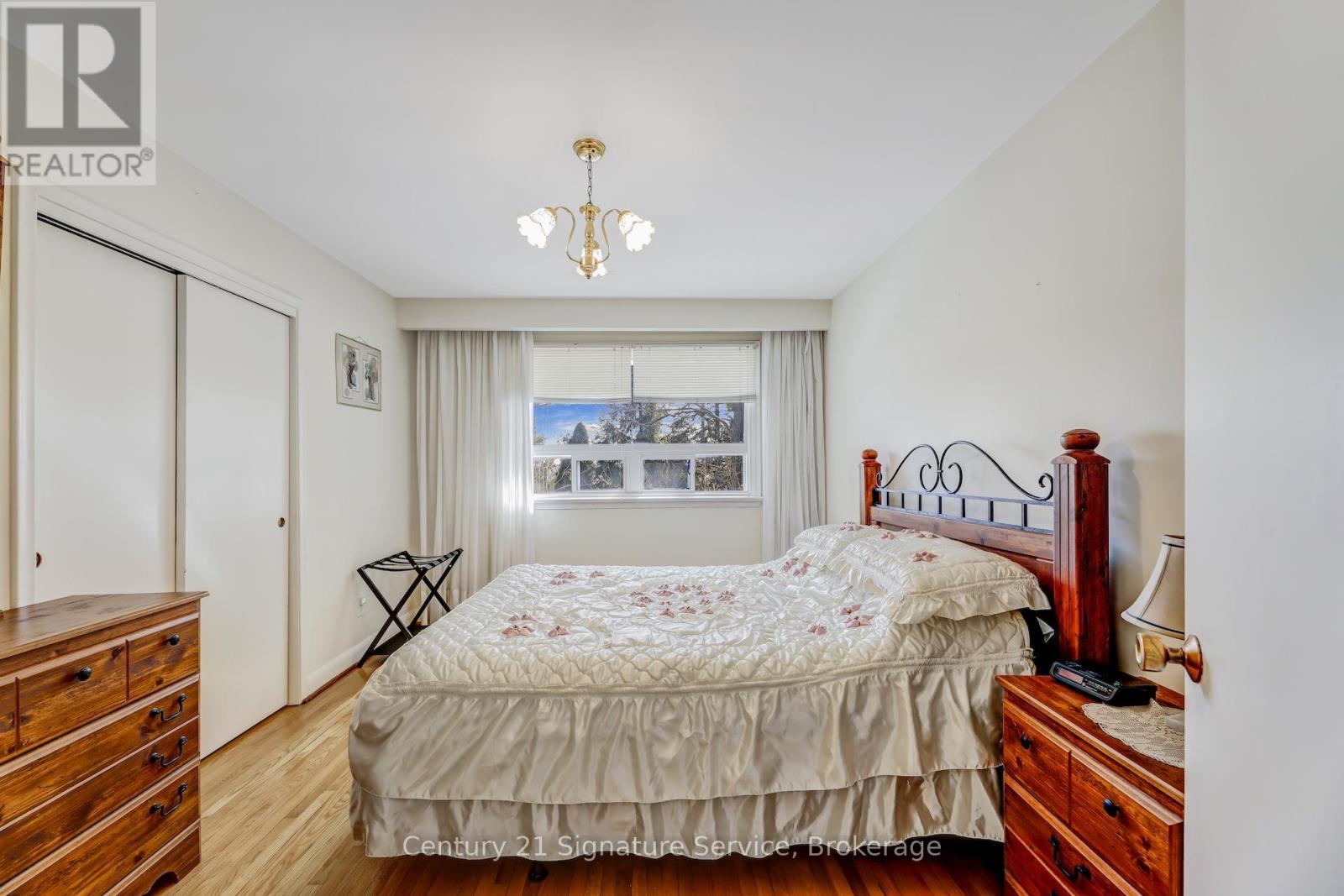 8026 MAYFIELD ROAD - 19