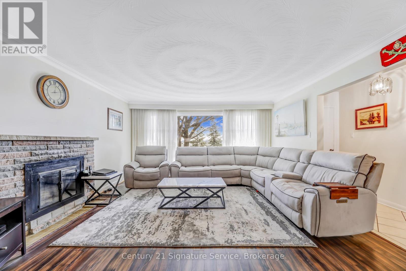 8026 MAYFIELD ROAD - 5