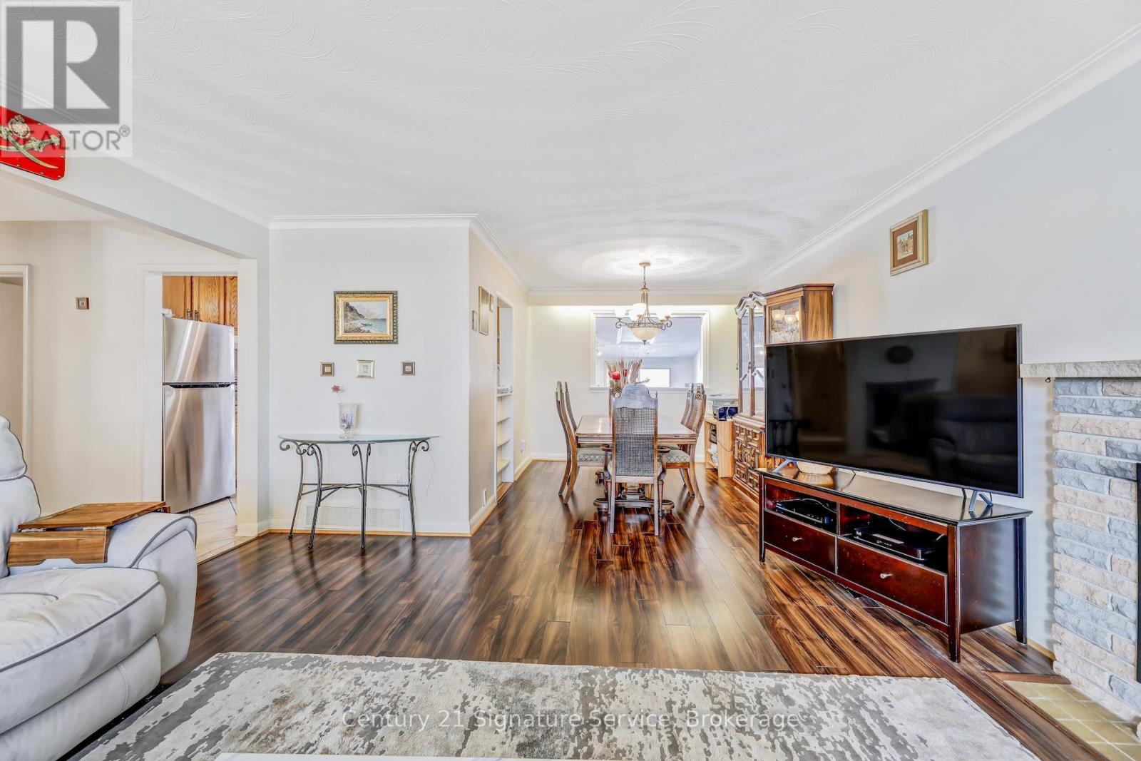 8026 MAYFIELD ROAD - 6