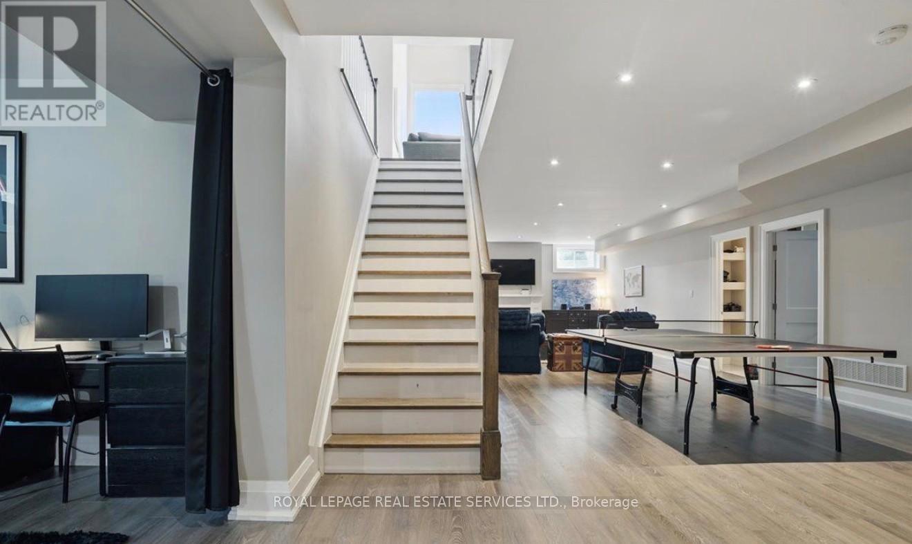 2163 DEYNCOURT DRIVE - 27