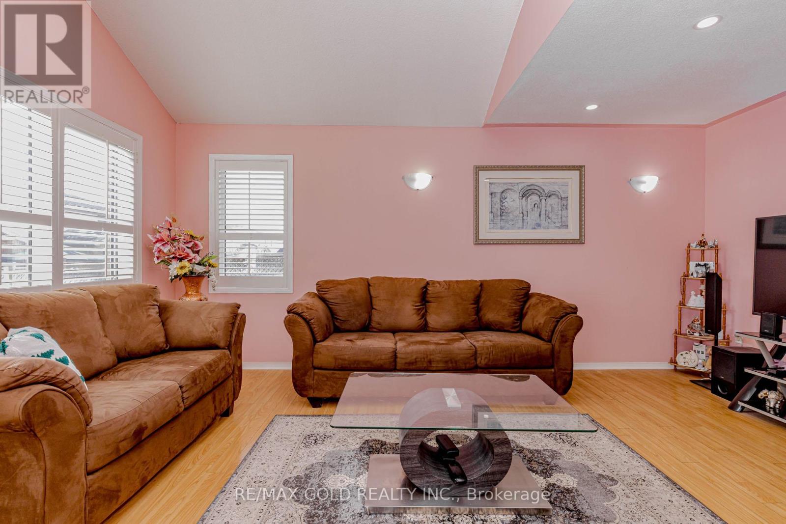 153 CORDGRASS CRESCENT - 2