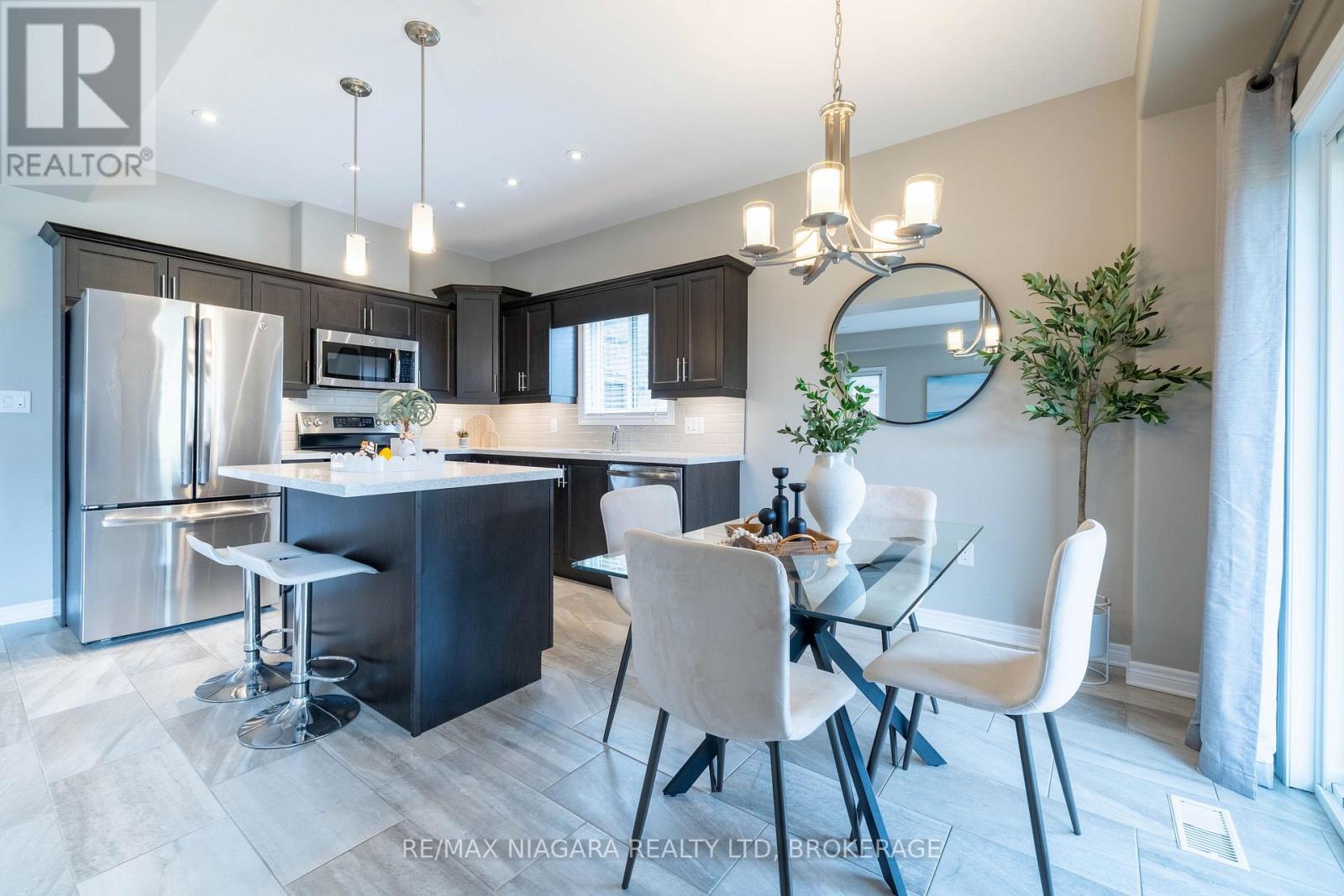 9385 EAGLE RIDGE DRIVE - 15