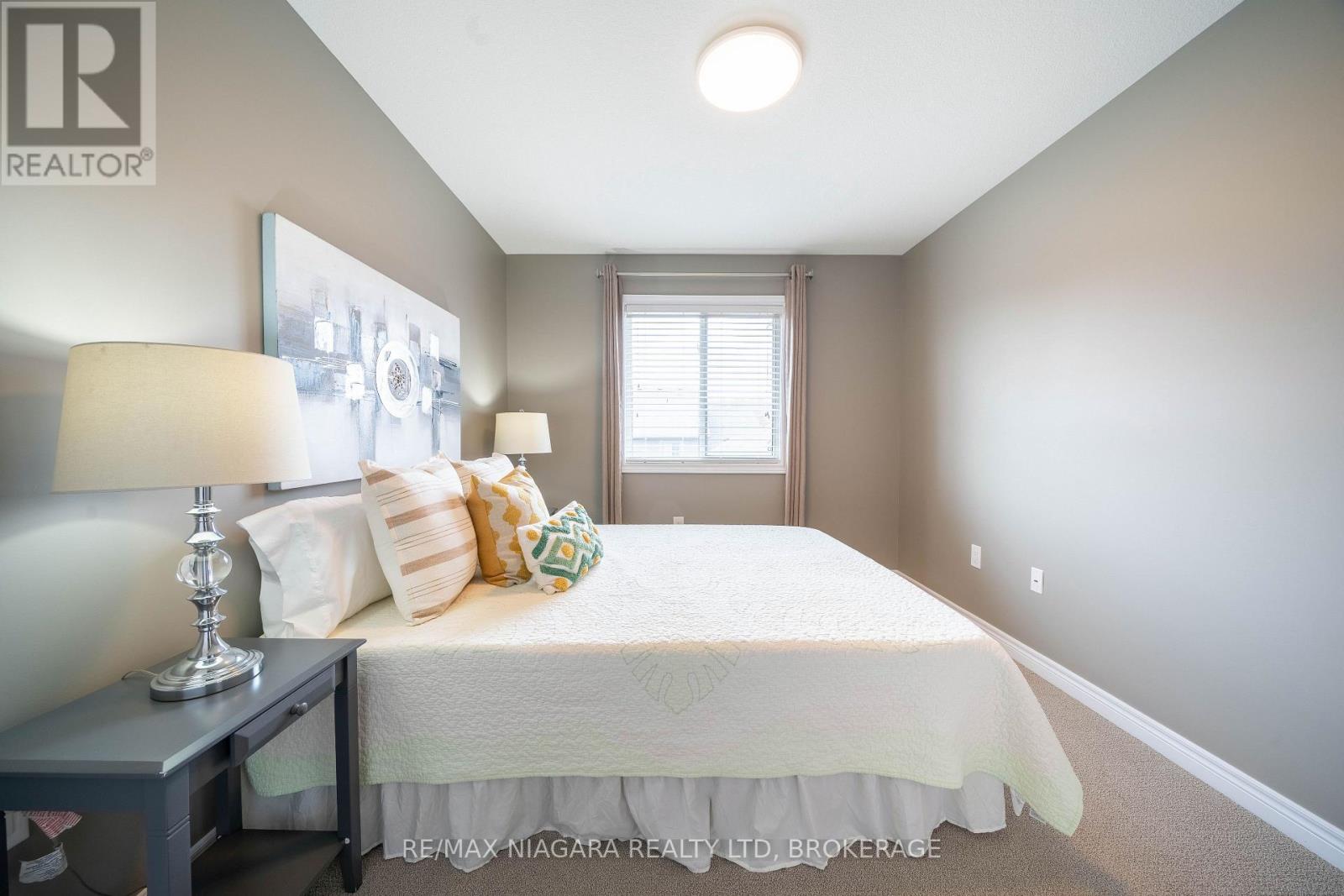 9385 EAGLE RIDGE DRIVE - 32