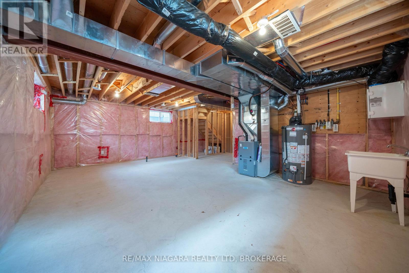 9385 EAGLE RIDGE DRIVE - 38