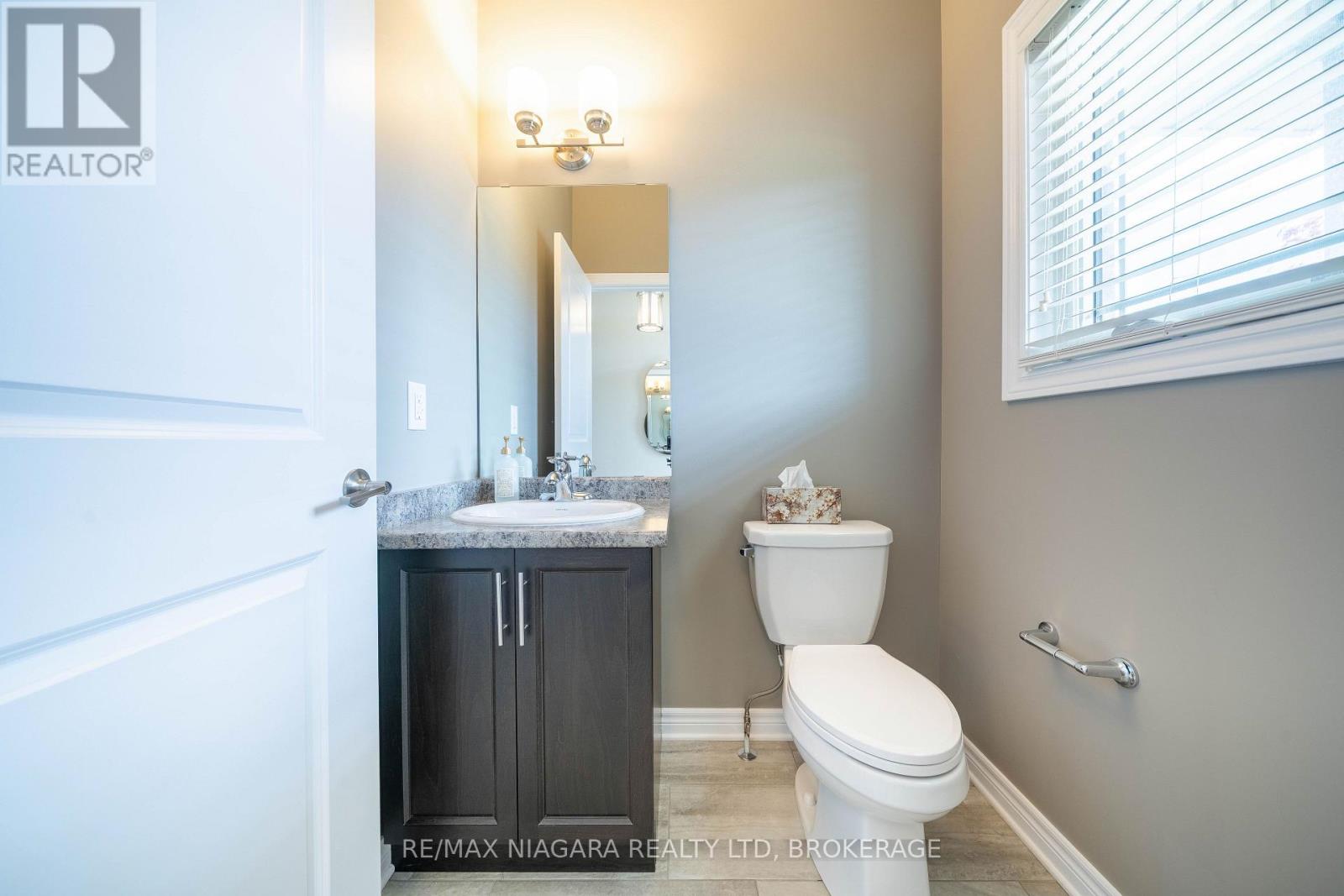 9385 EAGLE RIDGE DRIVE - 7