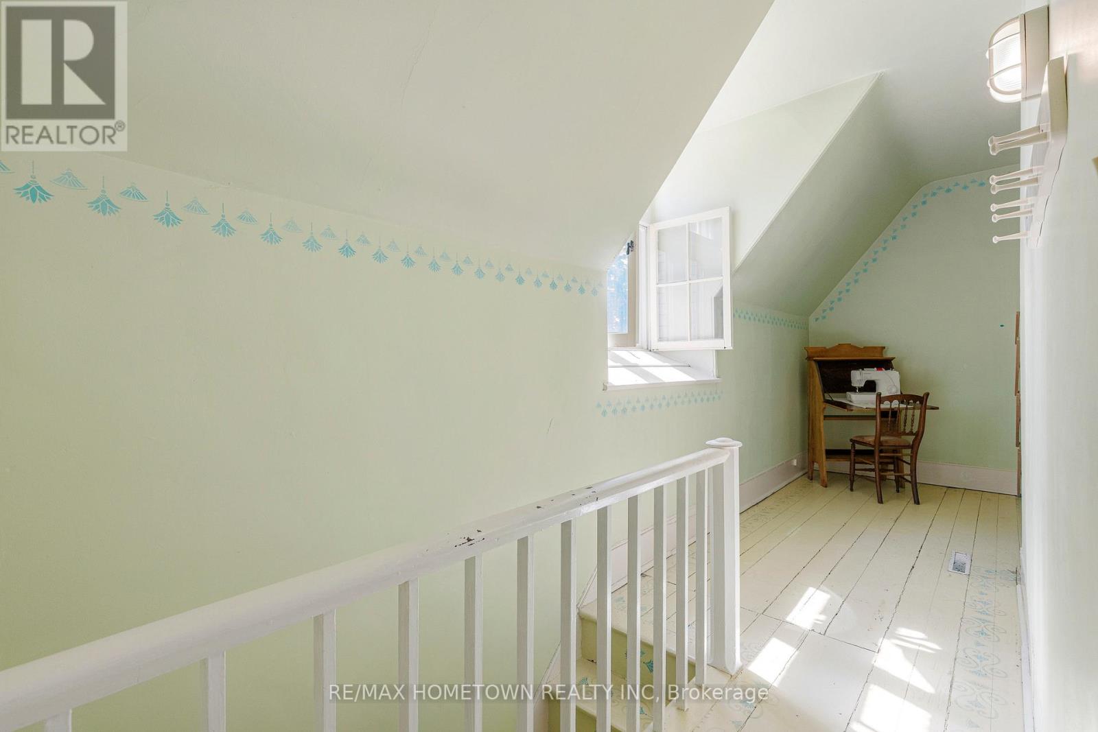 301 NORTH AUGUSTA ROAD - 34