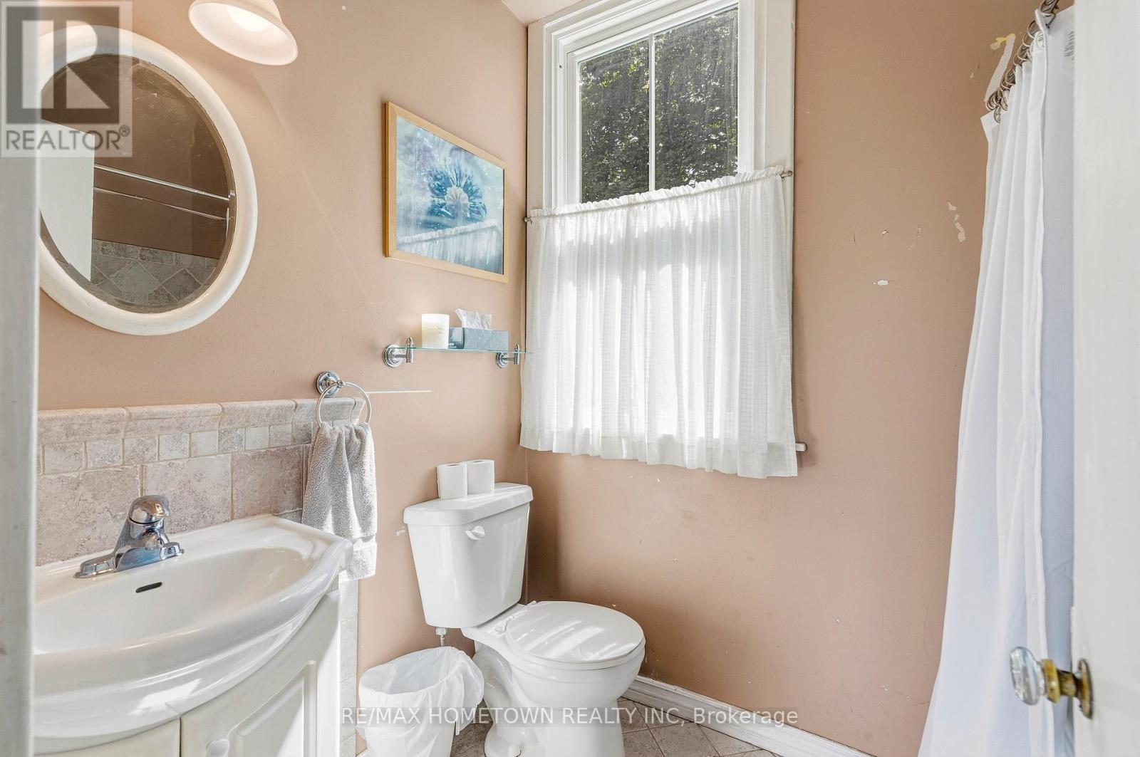 301 NORTH AUGUSTA ROAD - 39