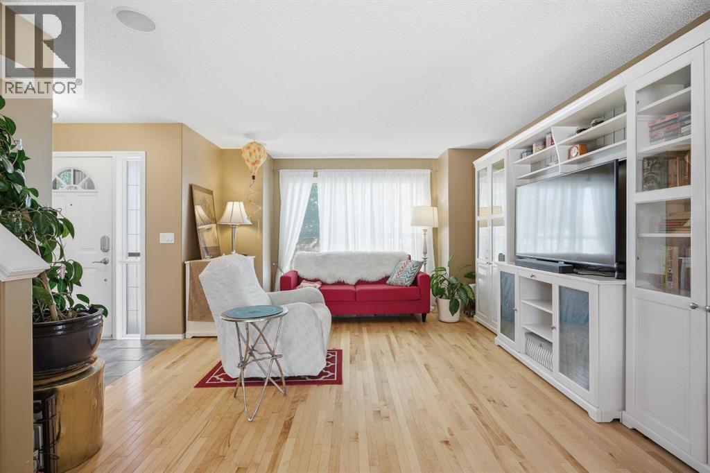 157 Cranberry Square SE - 5